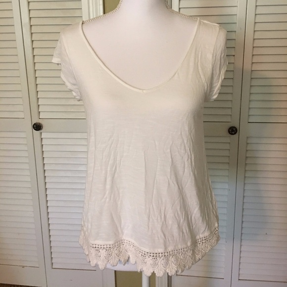 American Eagle Outfitters Crochet Hem Top - Picture 1 of 4